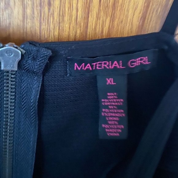 Material Girl Black & White Dress - Picture 4 of 6